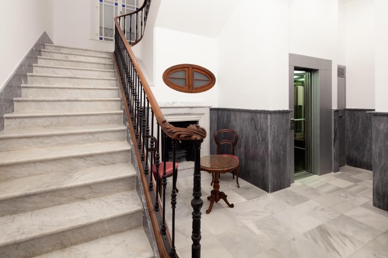 Inmalaga Santos Suites 1 Ngoại thất bức ảnh